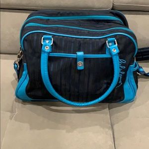 Navy & light blue lululemon shoulder bag!